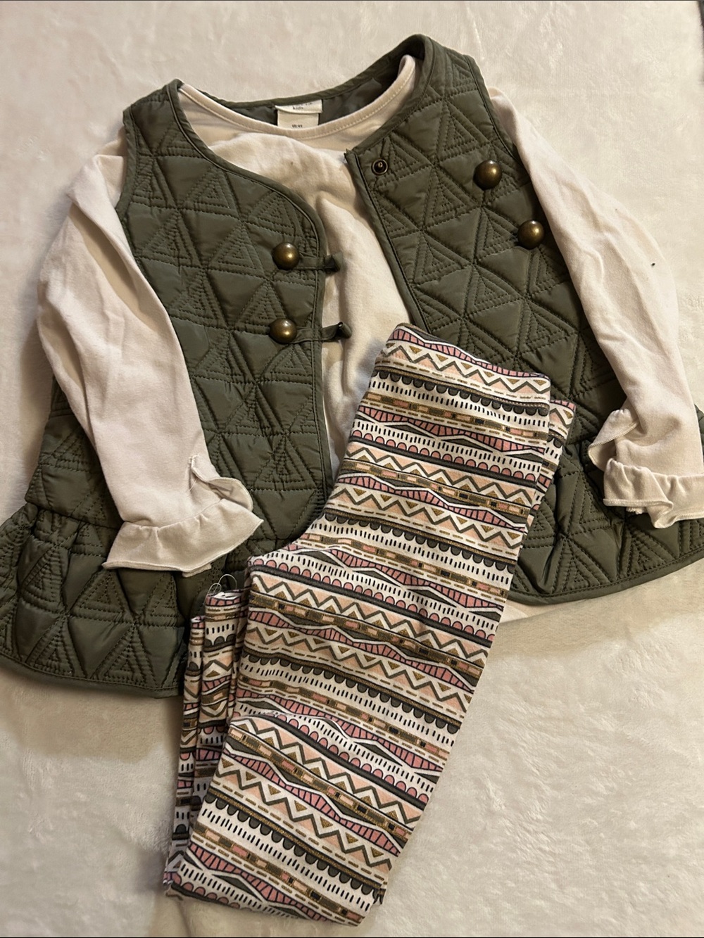 Aspen Kids Girls 4T 3-Piece Quilted Vest, Long Sleeve Shirt & Aztec Leggings Set